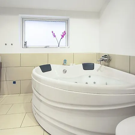 Tatil Evi Three-bedroom Holiday In *