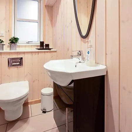 Tatil Evi Three-bedroom Holiday In *